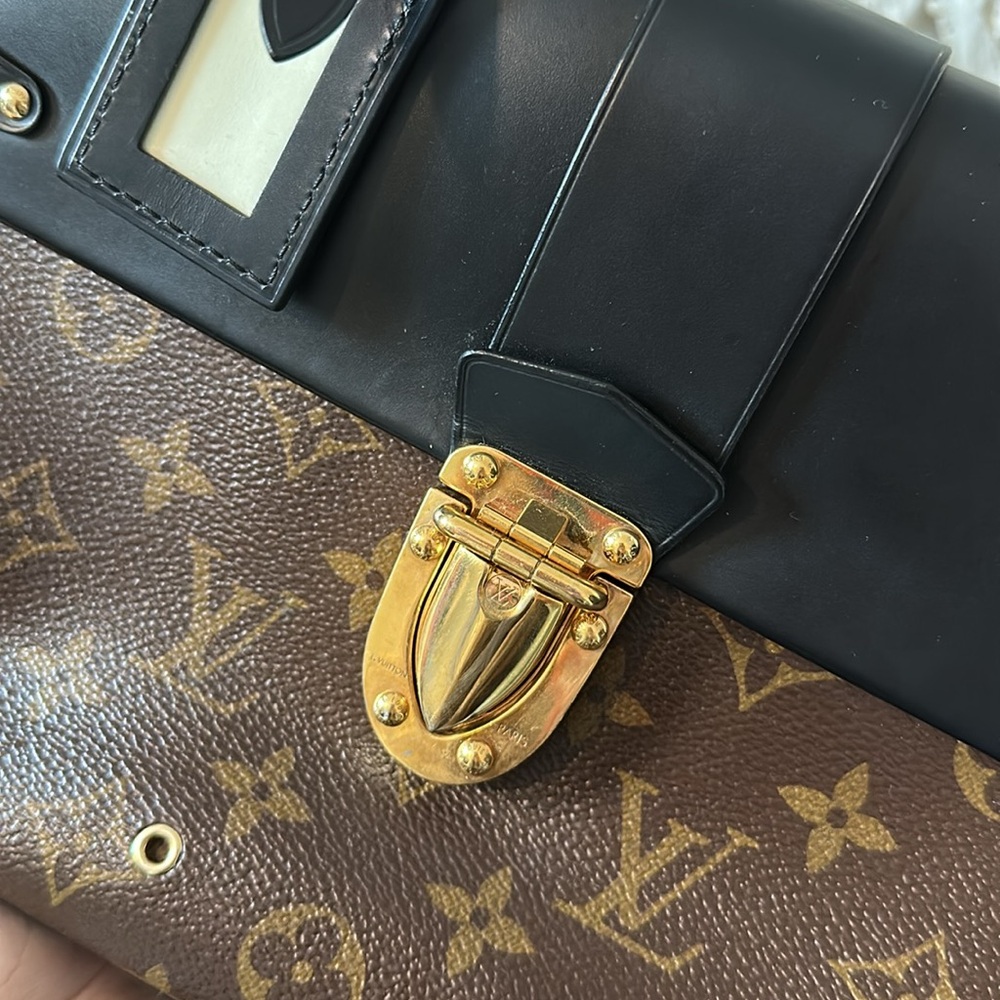 Louis Vuitton LV Monogram One Handle MM - Picture 11 of 16